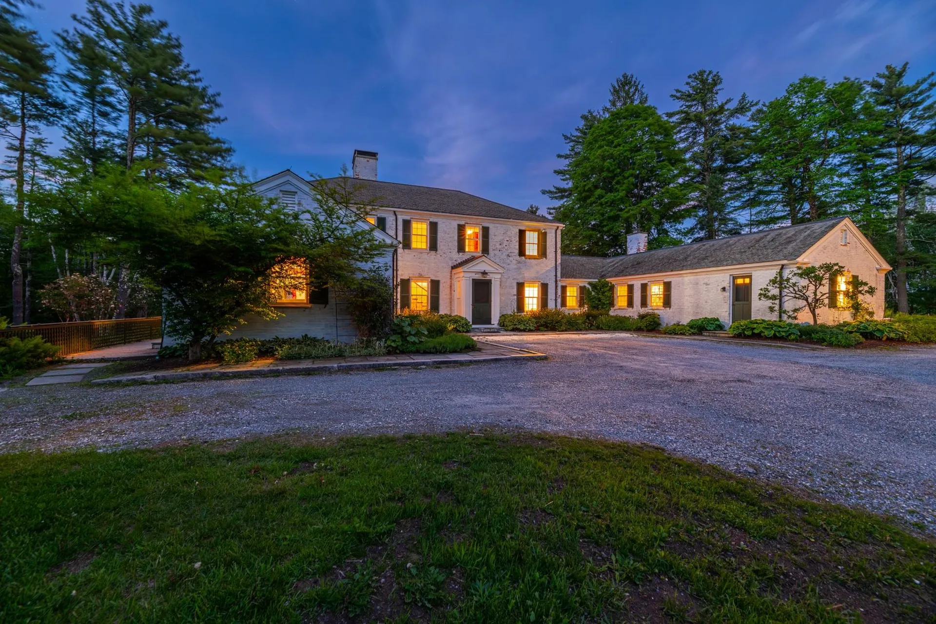 1613 West Road Manchester VT 05255