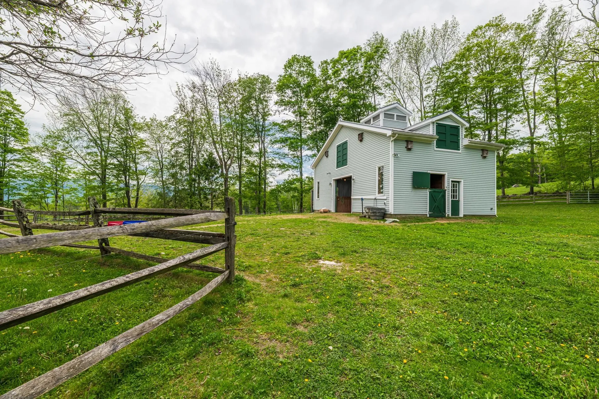 1613 West Road Manchester VT 05255