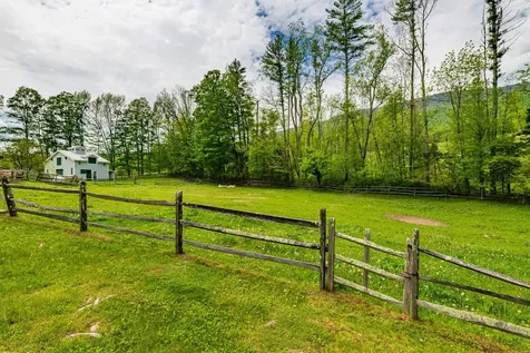 1613 West Road Manchester VT 05255