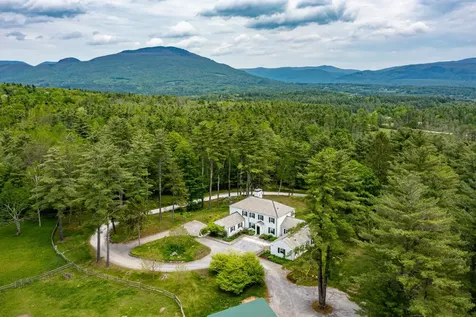 1613 West Road Manchester VT 05255