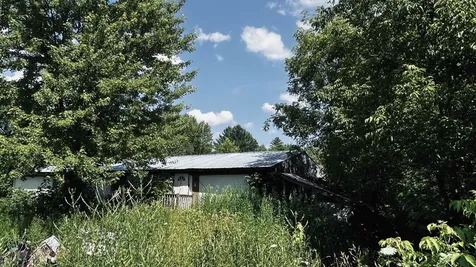 186 Pine Street Troy VT 05859
