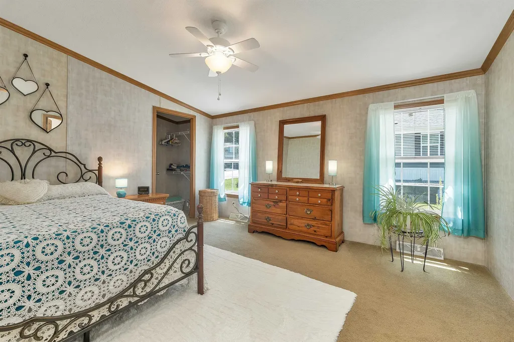 2 Lilac Drive Rochester NH 03867-5254