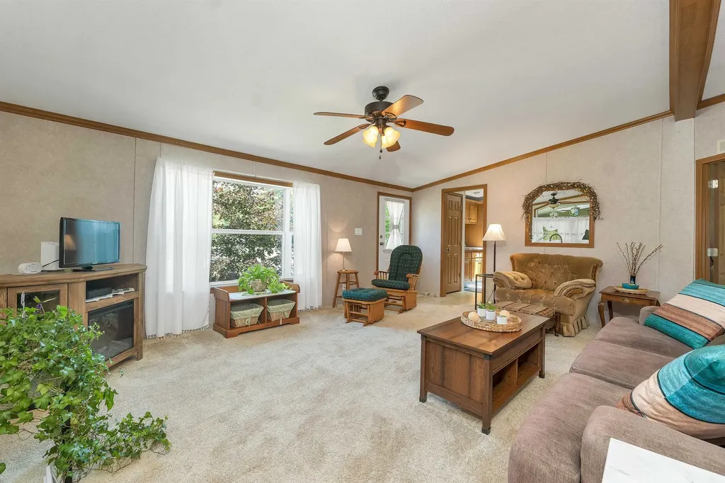 2 Lilac Drive Rochester NH 03867-5254