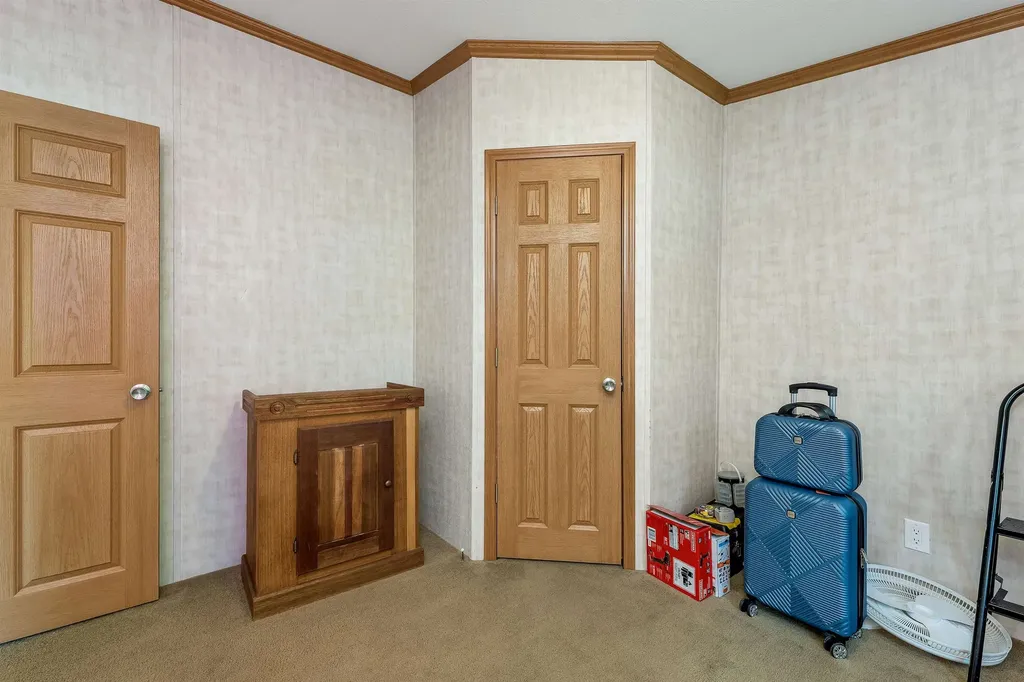 2 Lilac Drive Rochester NH 03867-5254