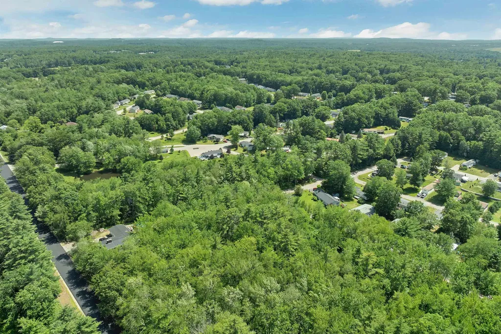 2 Lilac Drive Rochester NH 03867-5254