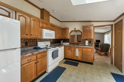 2 Lilac Drive Rochester NH 03867-5254