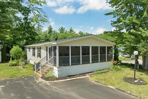 2 Lilac Drive Rochester NH 03867-5254