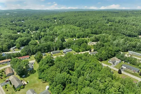 2 Lilac Drive Rochester NH 03867-5254