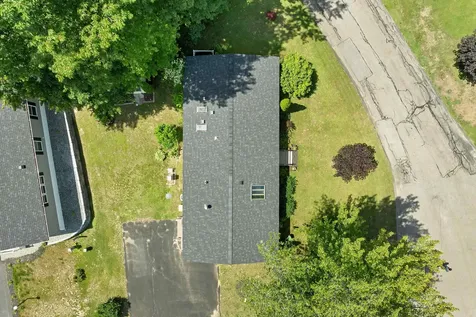 2 Lilac Drive Rochester NH 03867-5254