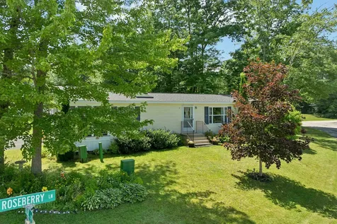 2 Lilac Drive Rochester NH 03867-5254