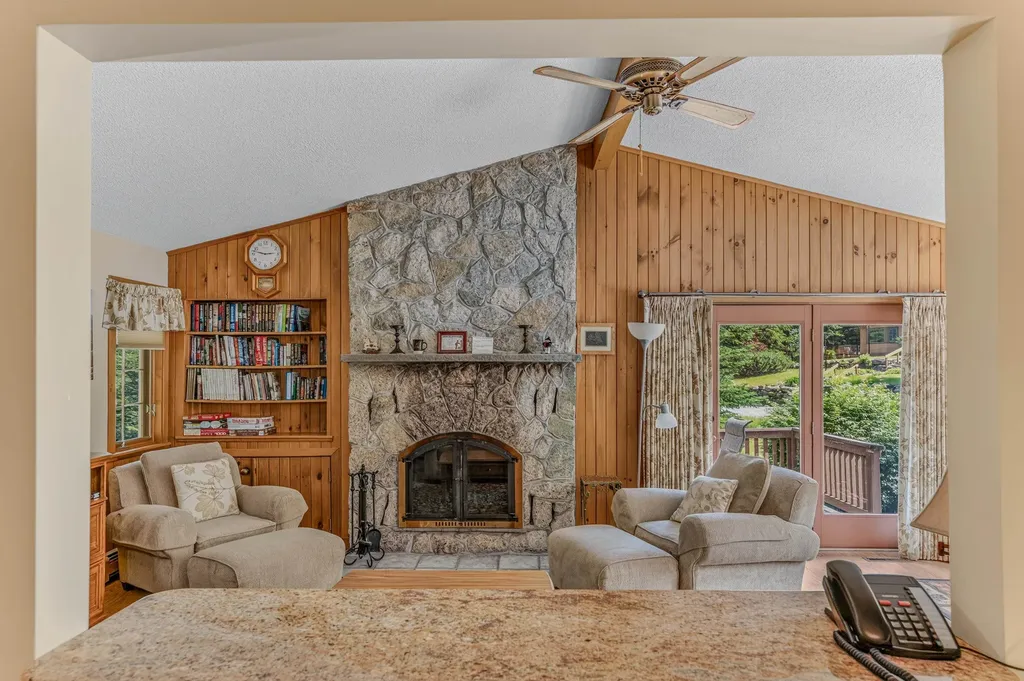 114 Remick Lane Carroll NH 03575