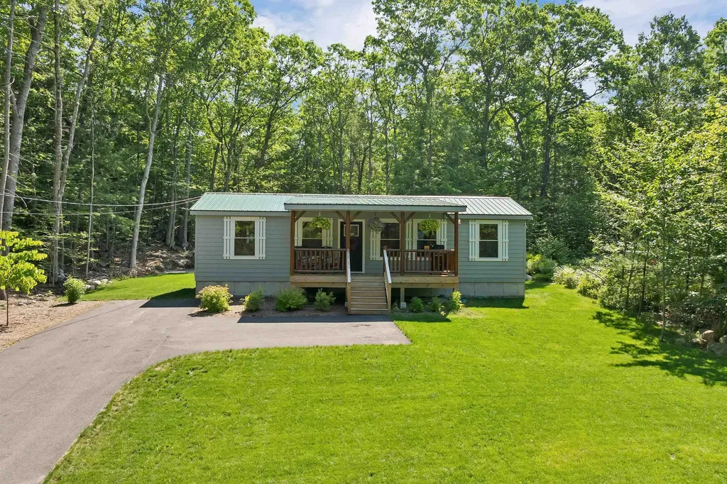 616 Deer Meadow Road Webster NH 03303
