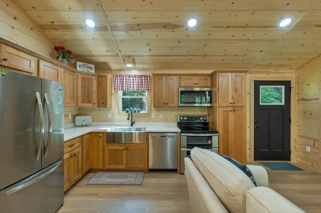 616 Deer Meadow Road Webster NH 03303
