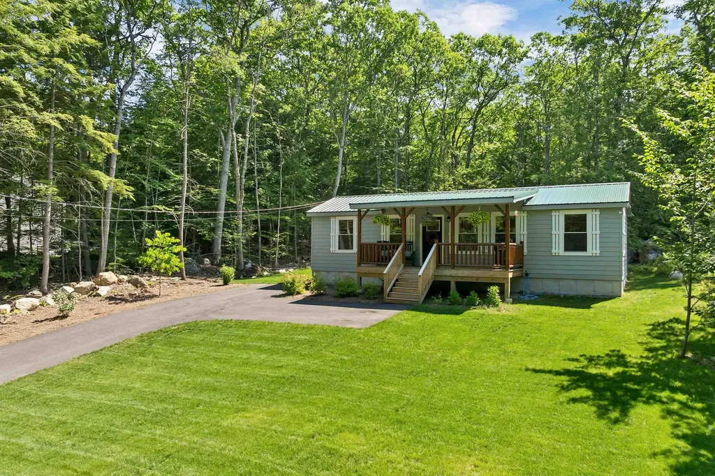 616 Deer Meadow Road Webster NH 03303
