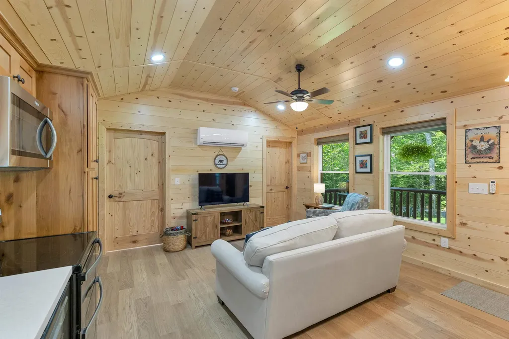 616 Deer Meadow Road Webster NH 03303