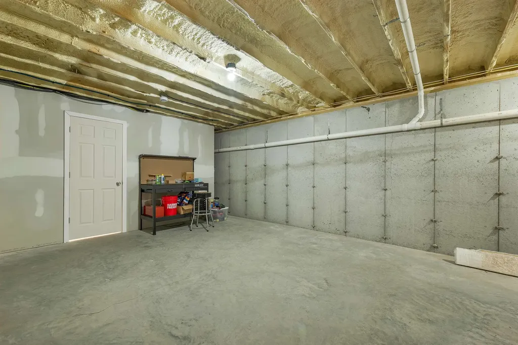 616 Deer Meadow Road Webster NH 03303