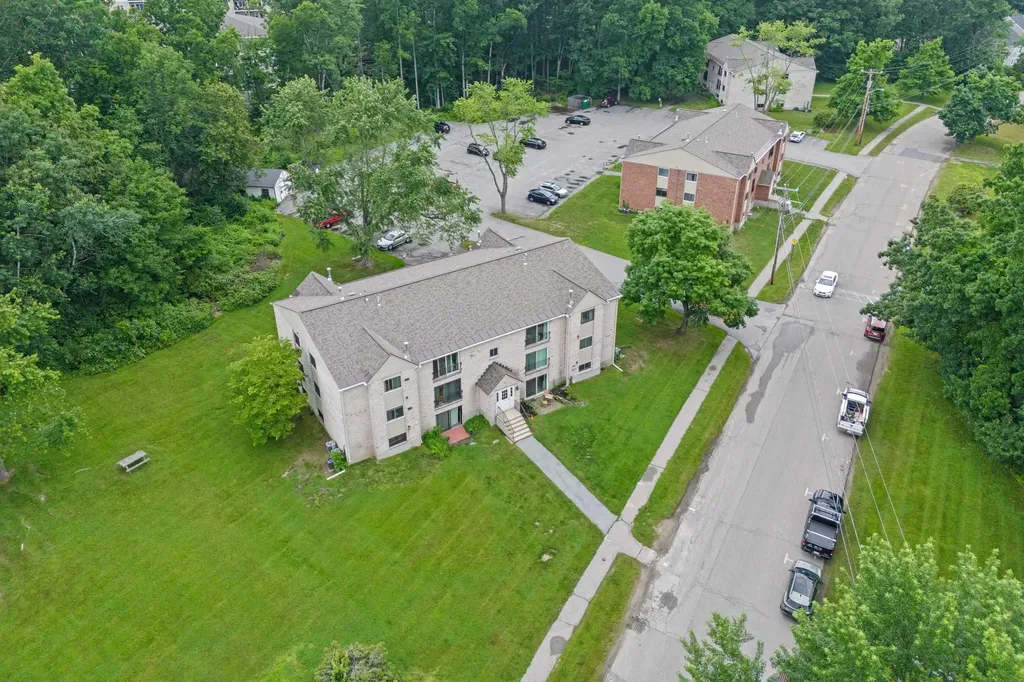 3 Brookside Drive Exeter NH 03833