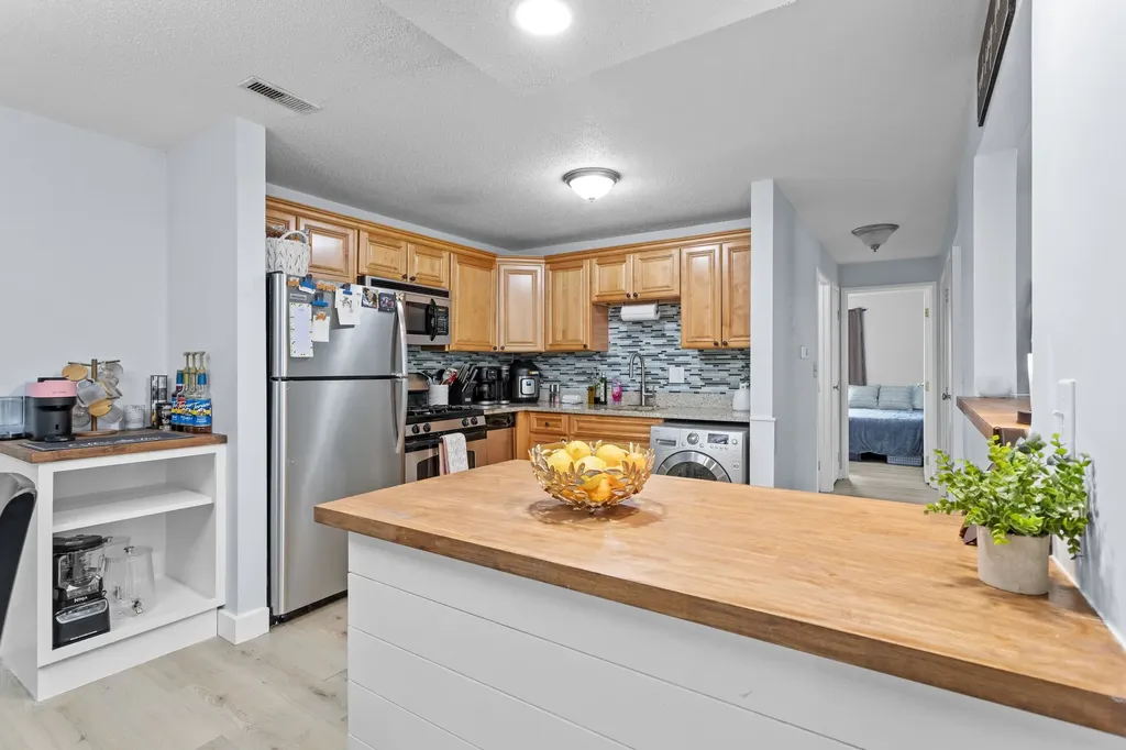 3 Brookside Drive Exeter NH 03833