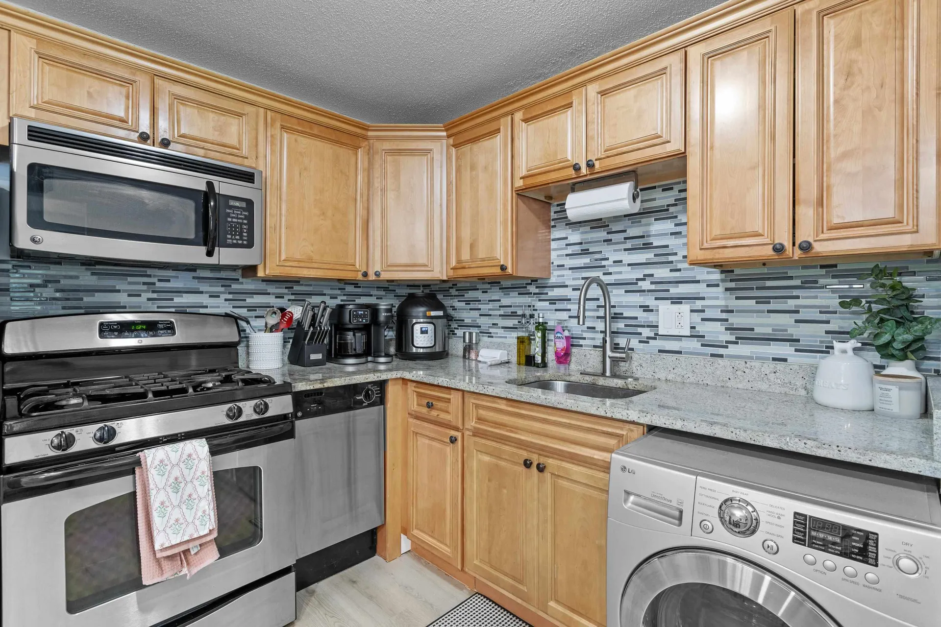 3 Brookside Drive Exeter NH 03833