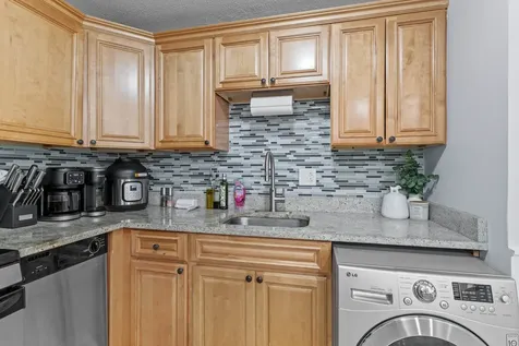 3 Brookside Drive Exeter NH 03833