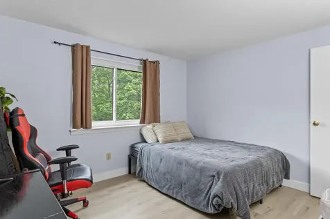 3 Brookside Drive Exeter NH 03833