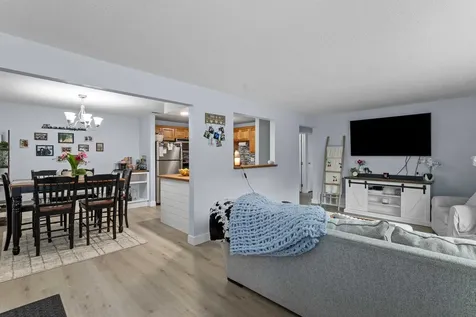 3 Brookside Drive Exeter NH 03833