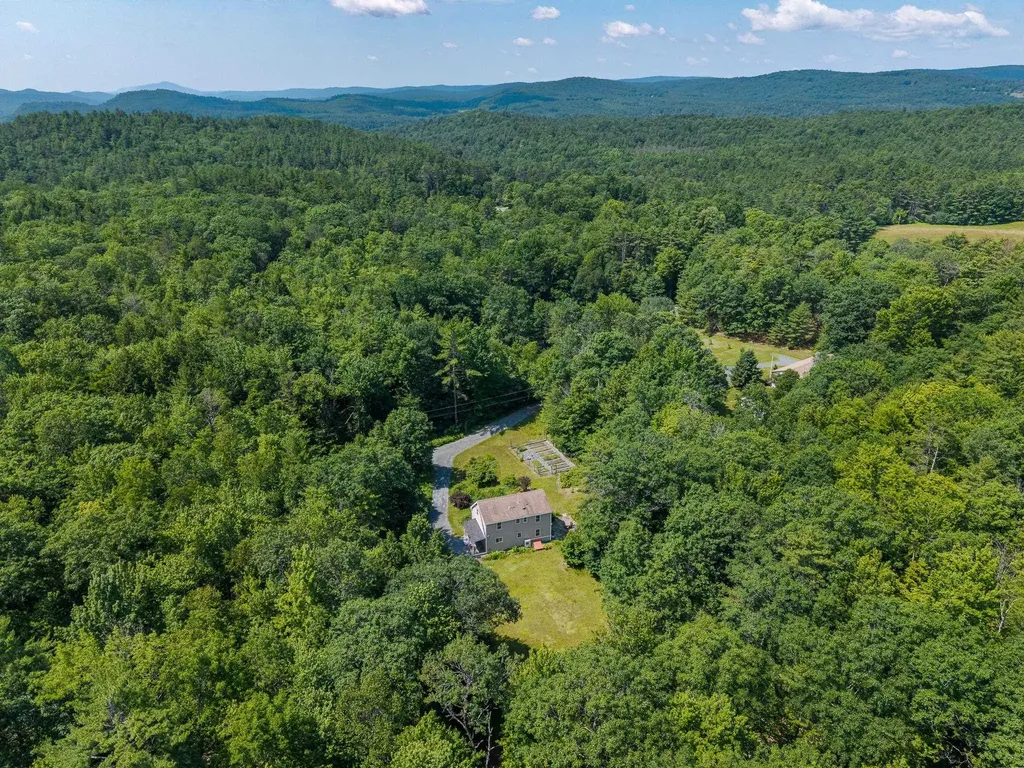 158 Deer Run Lane Thetford VT 05043
