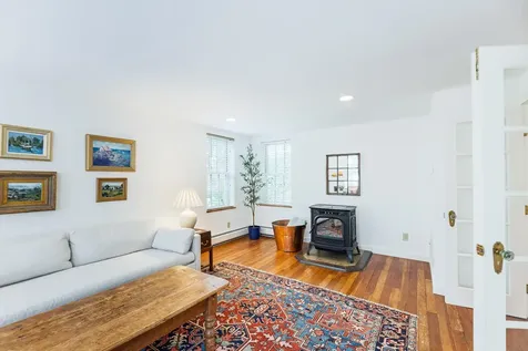 2039 Quechee Main Street Hartford VT 05047