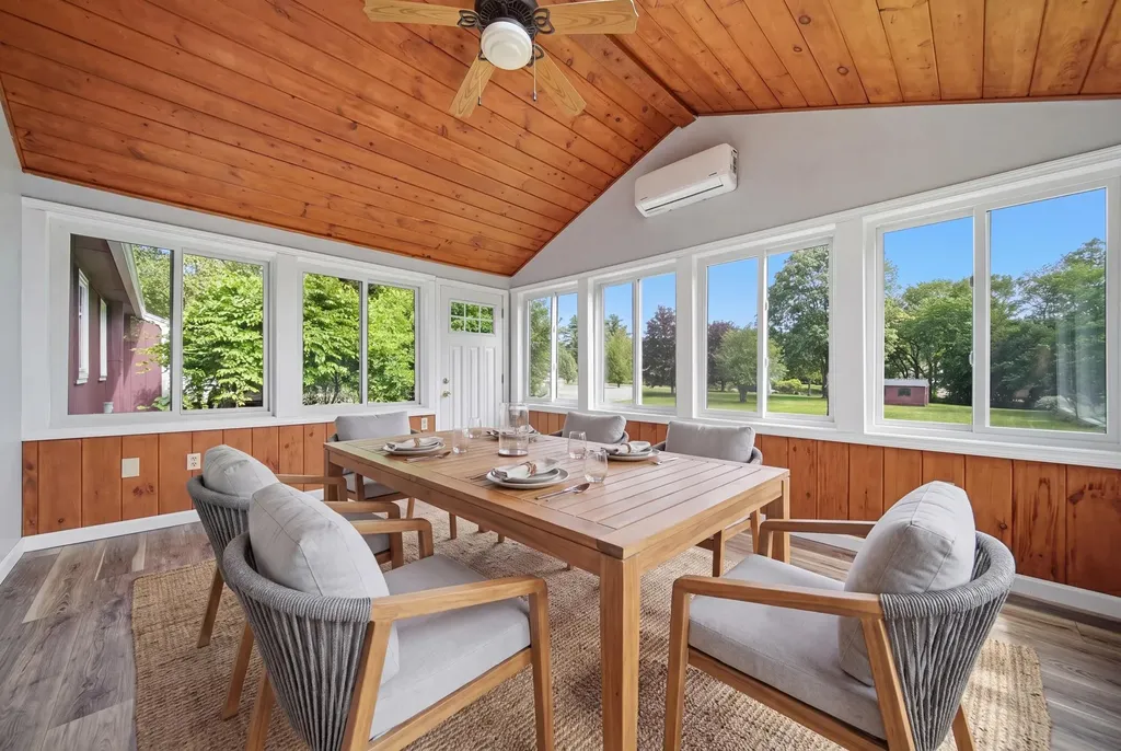 39 Old Auburn Road Derry NH 03038