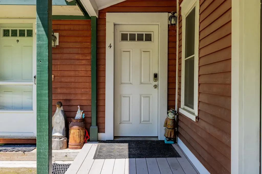 16 Old Farm Road Winhall VT 05340