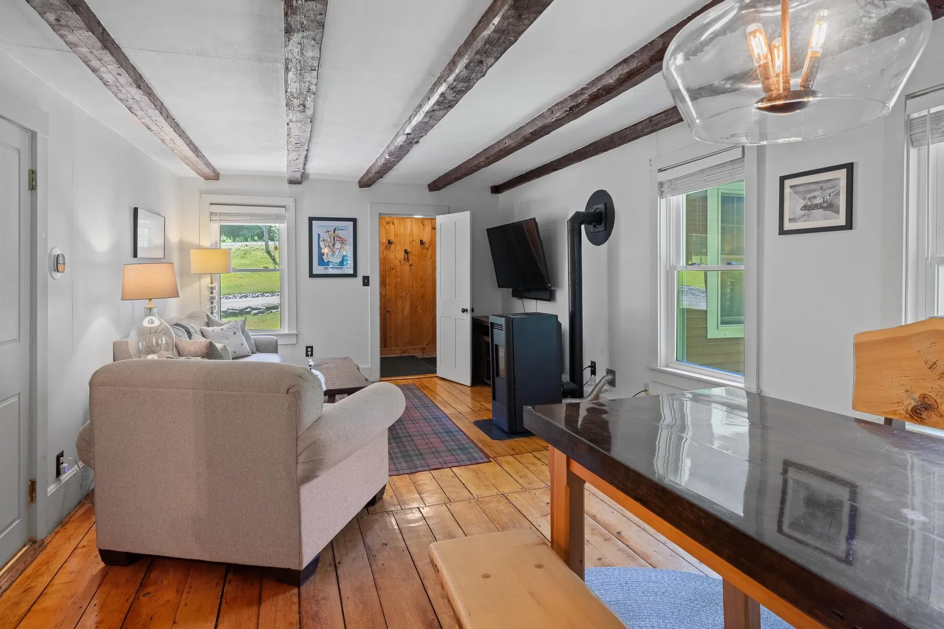 16 Old Farm Road Winhall VT 05340