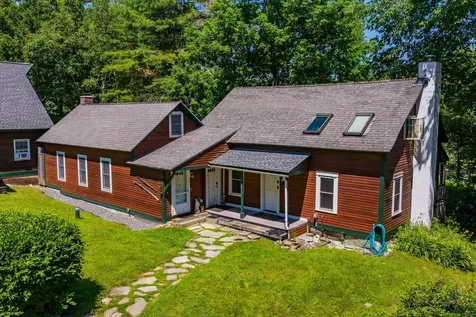 16 Old Farm Road Winhall VT 05340