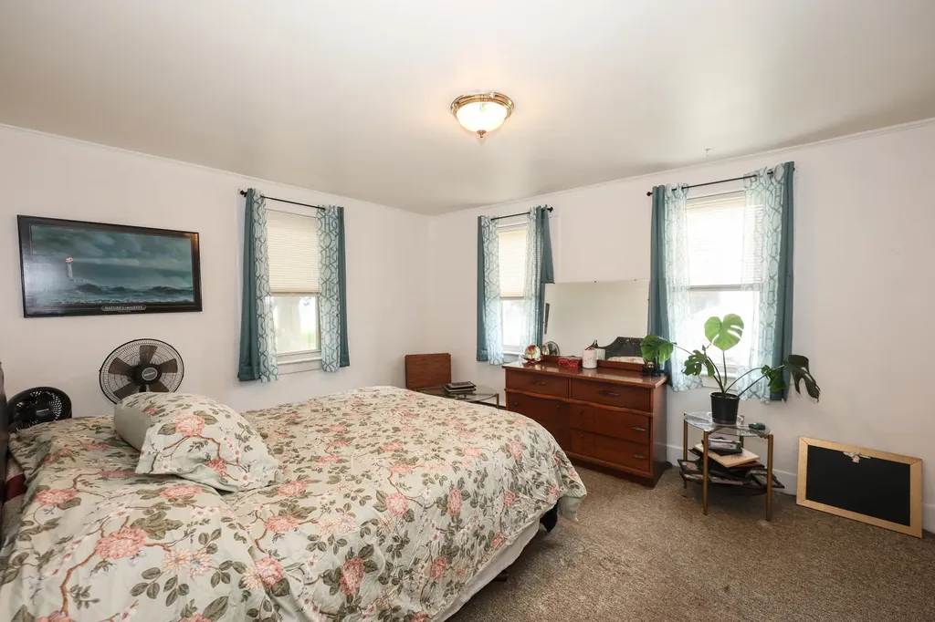 17 Broad Street Somersworth NH 03878