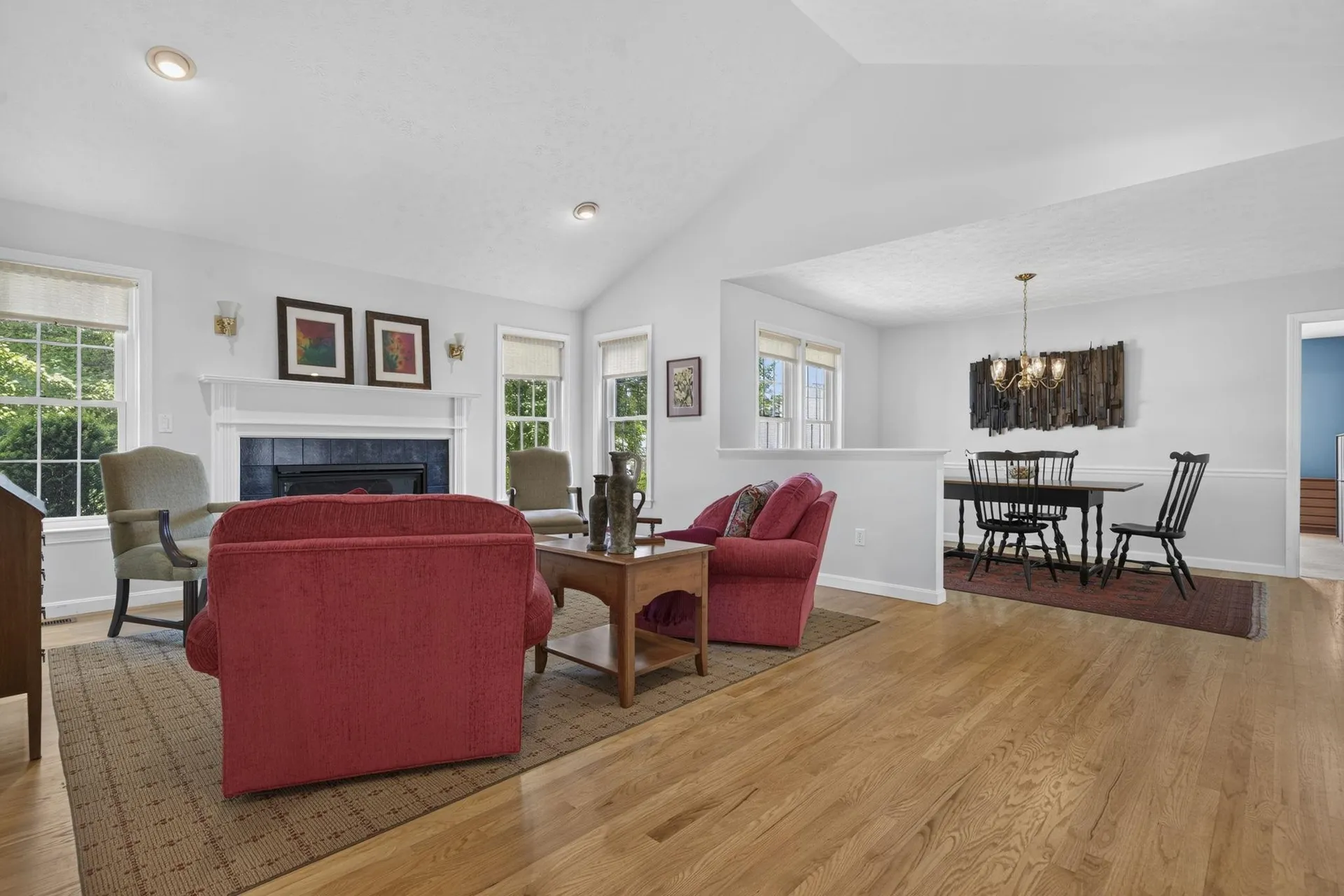 16 Spyglass Point Circle Bedford NH 03110