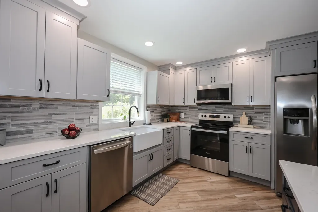 1465 Hooksett Road Hooksett NH 03106