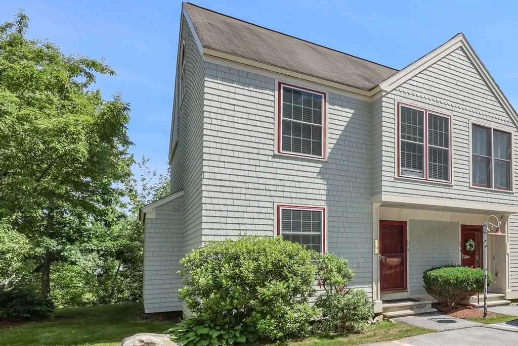 1465 Hooksett Road Hooksett NH 03106