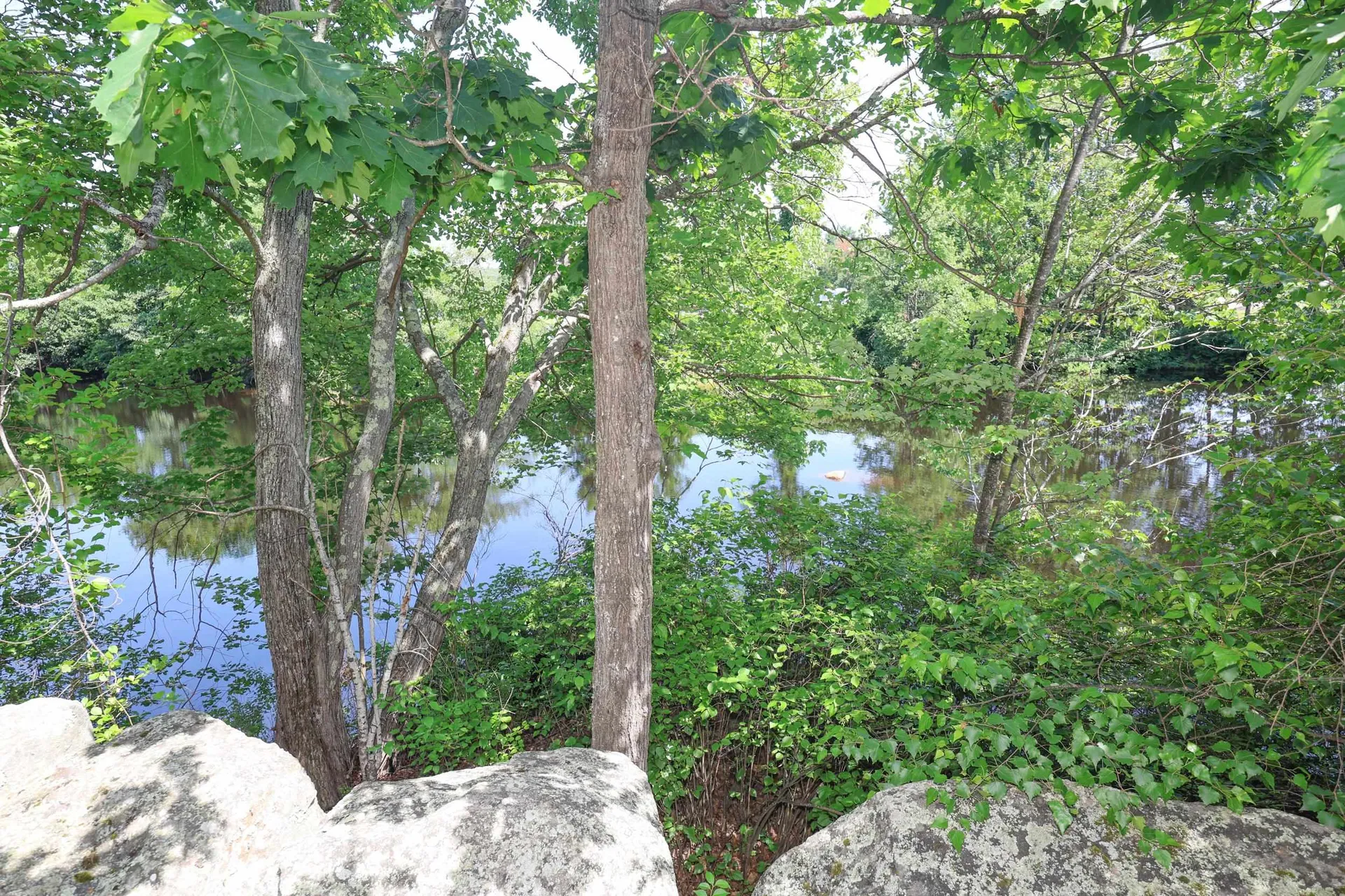 1465 Hooksett Road Hooksett NH 03106