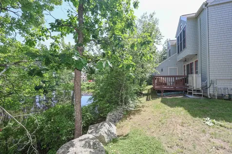 1465 Hooksett Road Hooksett NH 03106