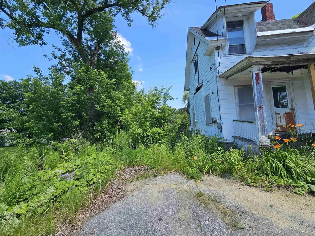 20 Highland Street Whitefield NH 03598