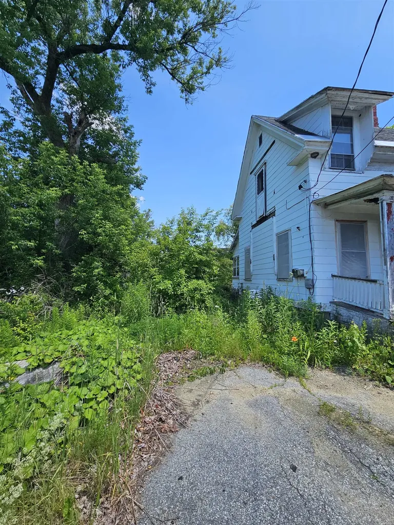 20 Highland Street Whitefield NH 03598