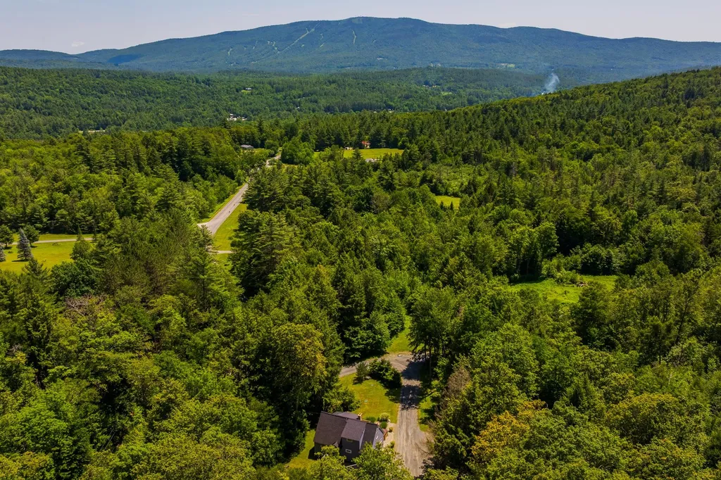 1886 Winhall Hollow Road Londonderry VT 05155