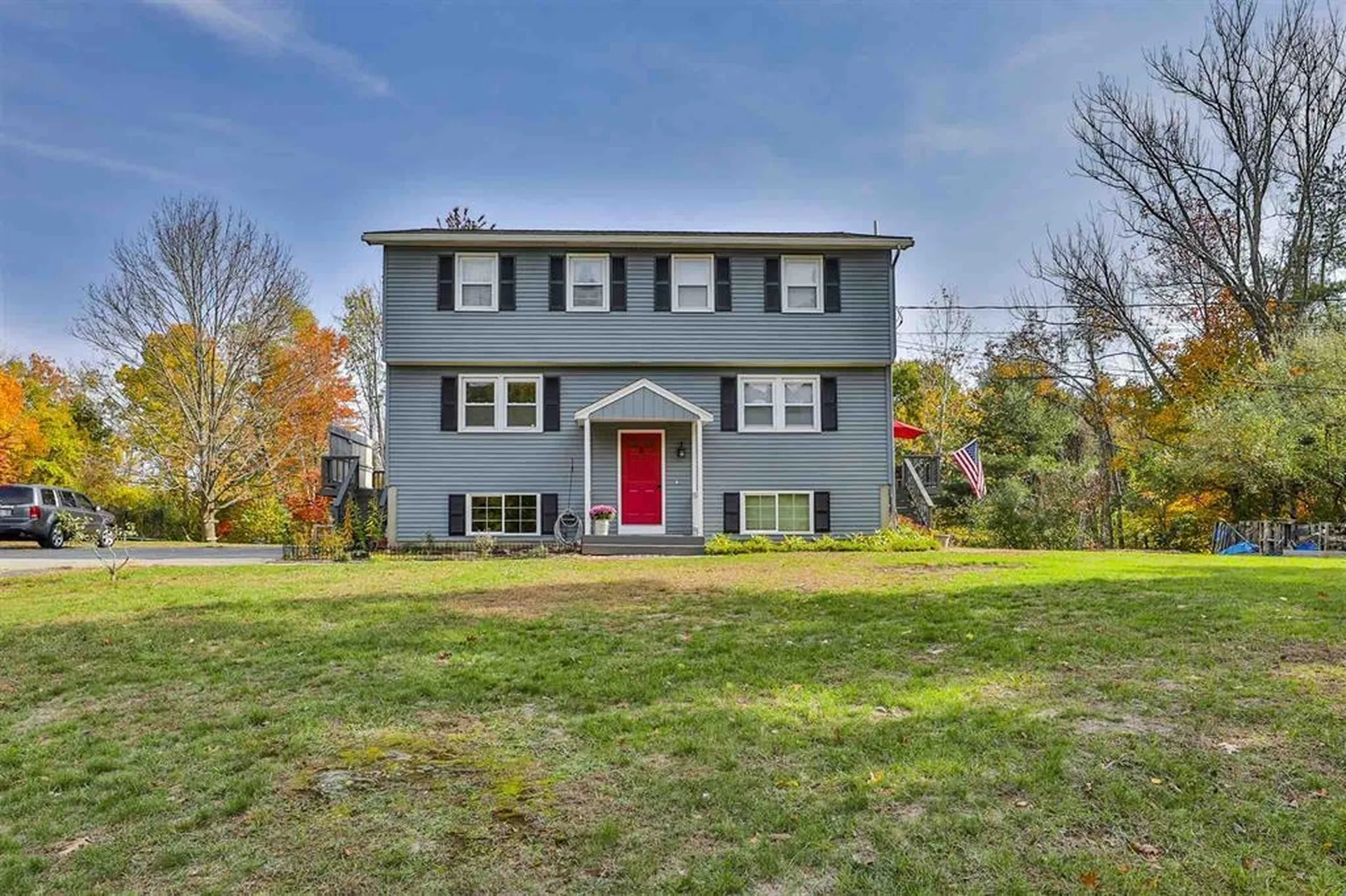 2 Fieldstone Drive Derry NH 03038
