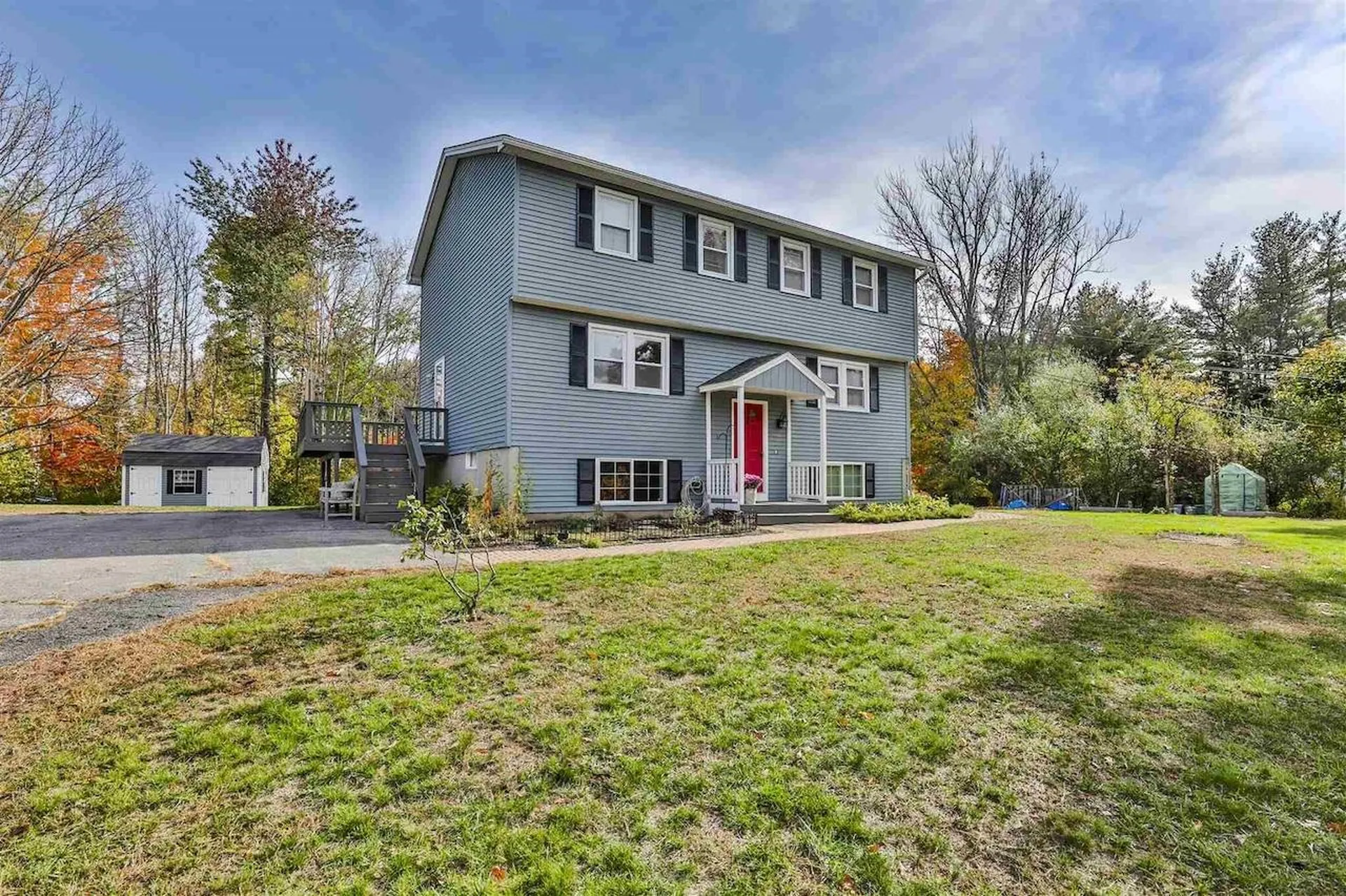 2 Fieldstone Drive Derry NH 03038