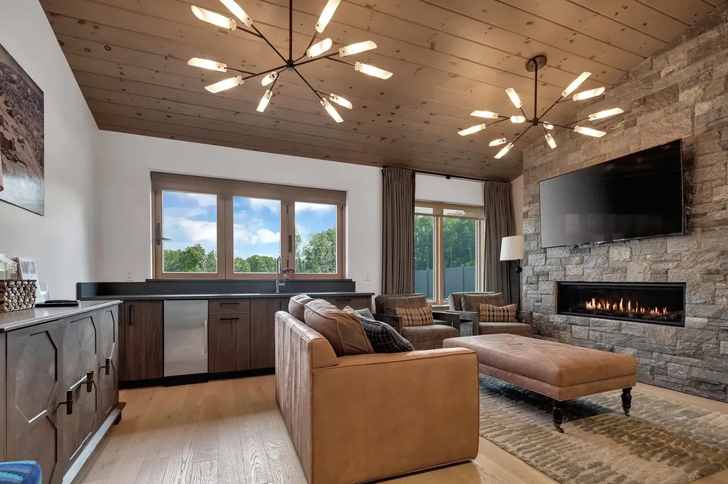 144 Lodge Road Ludlow VT 05149