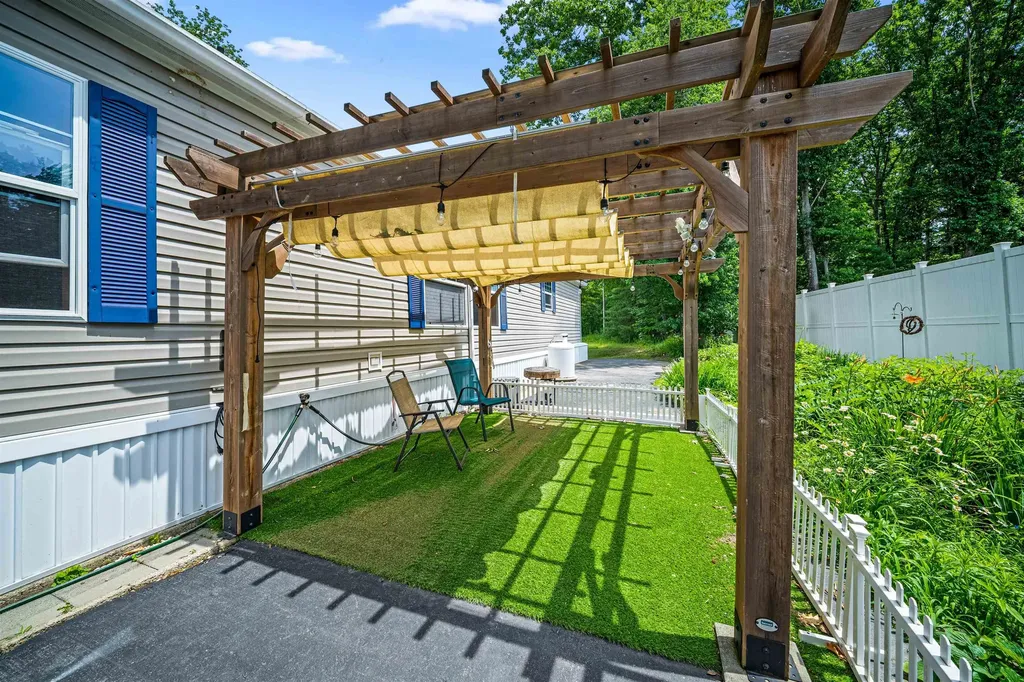417 Middle Road Dover NH 03820