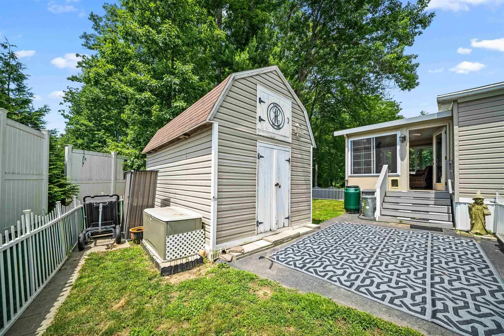 417 Middle Road Dover NH 03820