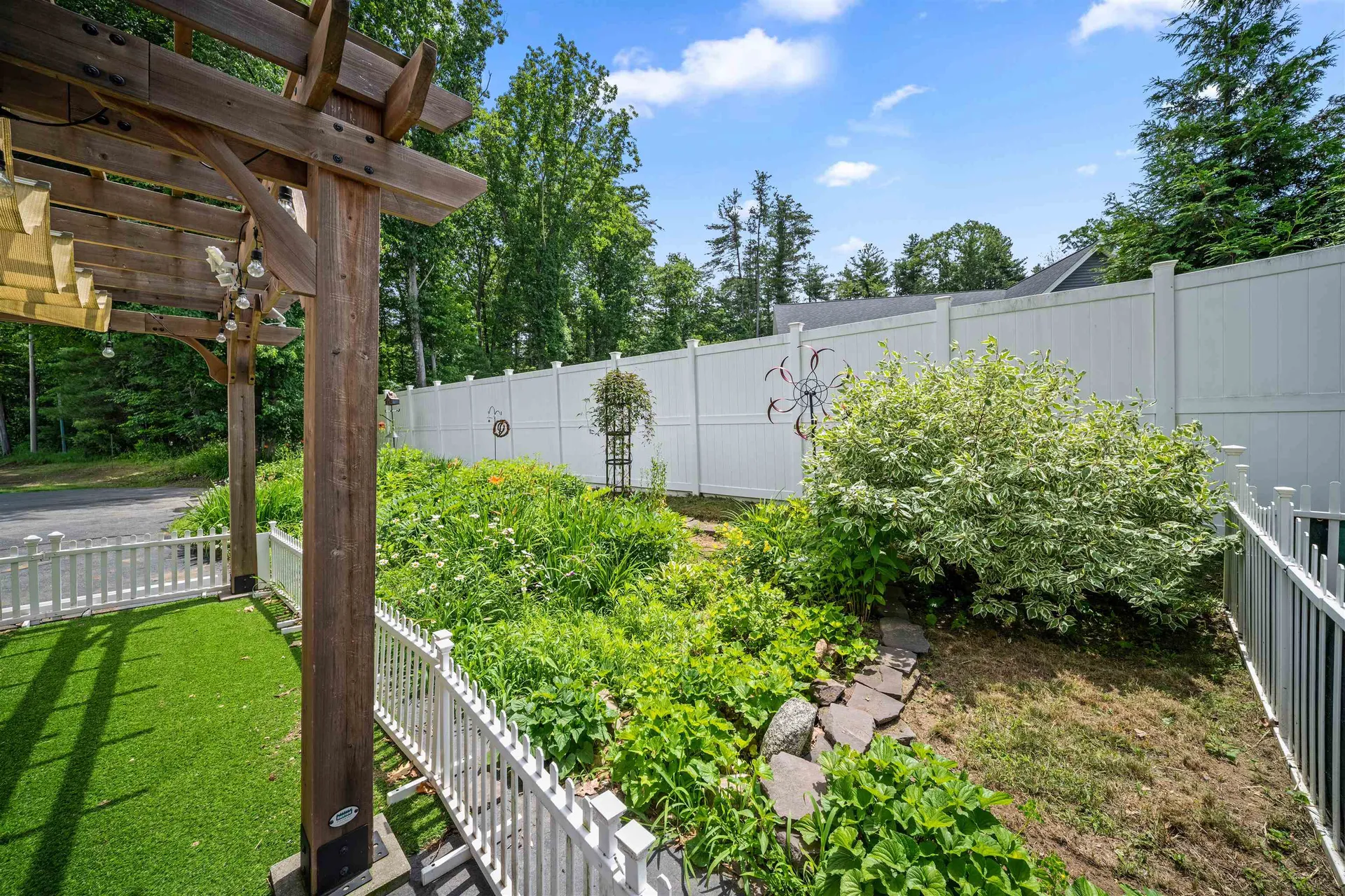 417 Middle Road Dover NH 03820