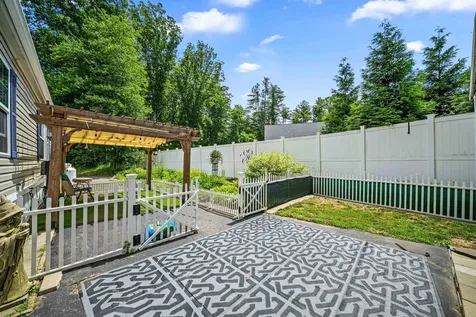417 Middle Road Dover NH 03820
