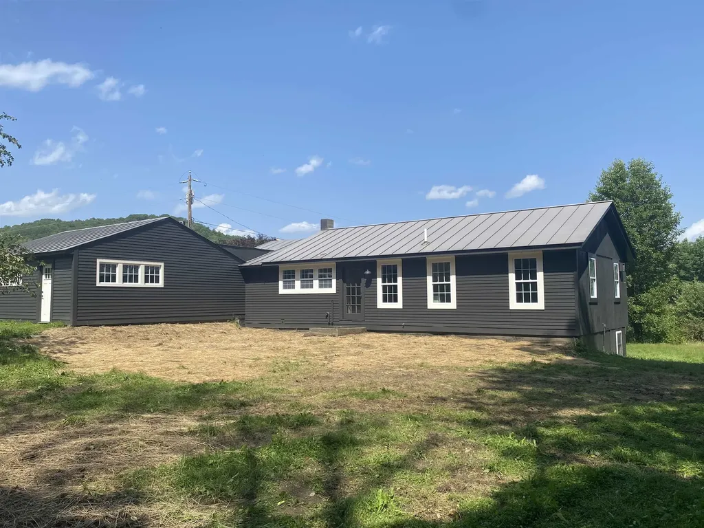 90 Limey Lane Pomfret VT 05053