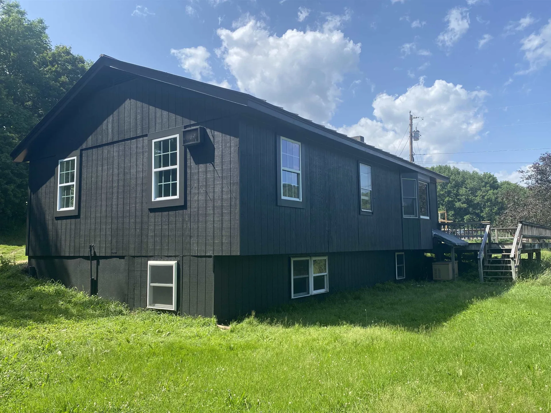 90 Limey Lane Pomfret VT 05053